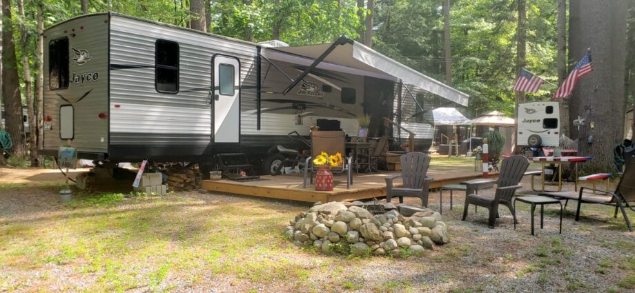 Best 17 Must-Have RV Accessories - Neighbor Blog